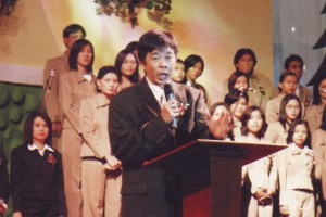 Gereja JKI Injil Kerajaan - Natal 2003 00005